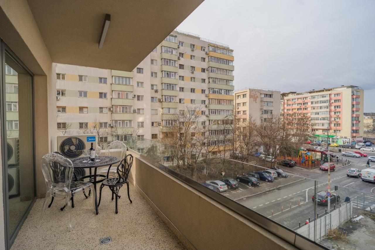 Central Apartments With City View & Large Balcony Бухарест Экстерьер фото